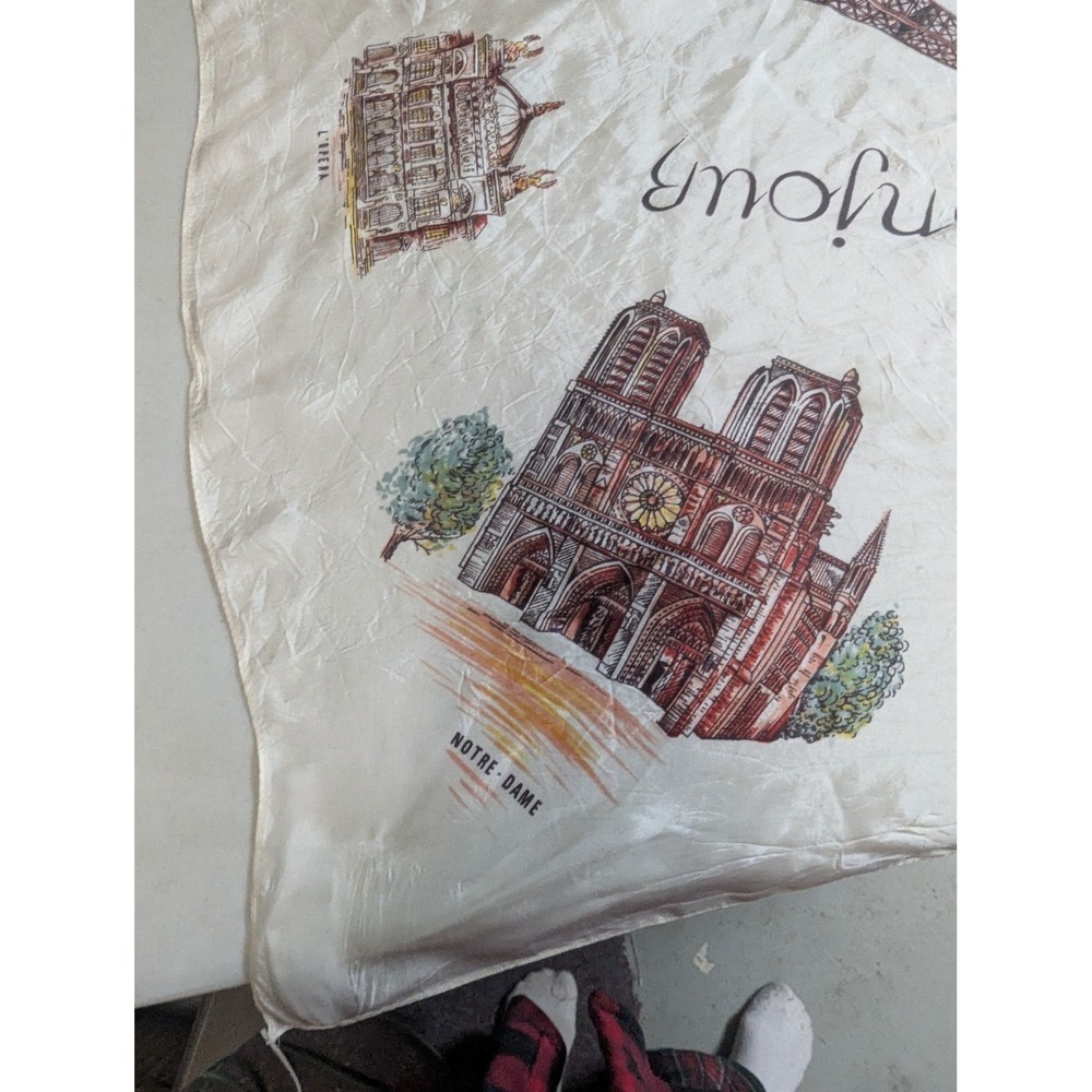 Vintage 30x30 Paris Souvenir Scarf - Large Mid-Century French Landmark Scarf MCM - Picture 9 of 12